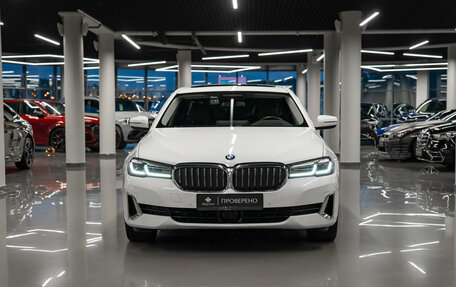 BMW 5 серия, 2022 год, 6 300 000 рублей, 3 фотография