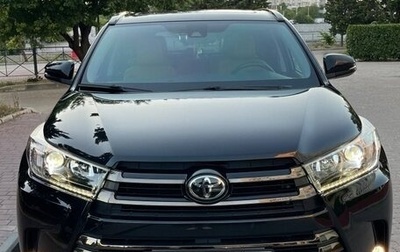 Toyota Highlander III, 2020 год, 3 810 000 рублей, 1 фотография