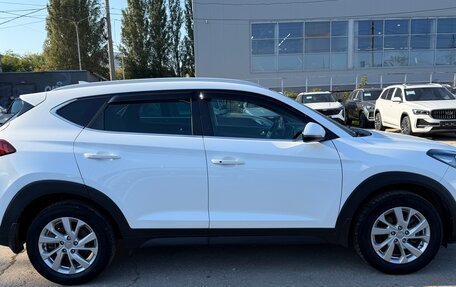 Hyundai Tucson III, 2018 год, 2 390 000 рублей, 4 фотография