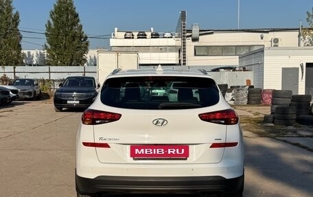 Hyundai Tucson III, 2018 год, 2 390 000 рублей, 6 фотография