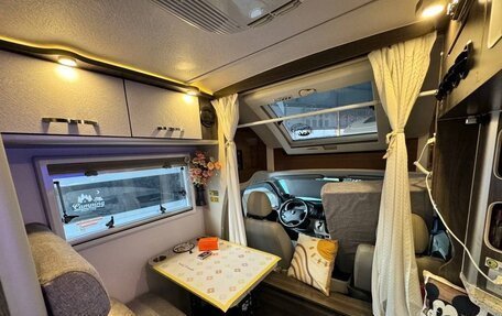 Toyota HiAce H200, 2018 год, 3 499 666 рублей, 4 фотография