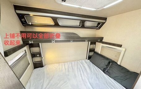 Toyota HiAce H200, 2018 год, 3 499 666 рублей, 8 фотография