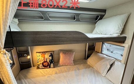 Toyota HiAce H200, 2018 год, 3 499 666 рублей, 7 фотография