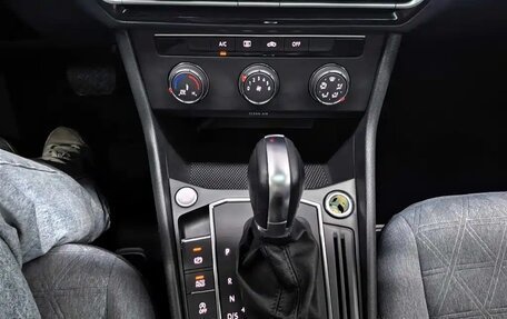 Volkswagen Lavida, 2023 год, 1 175 000 рублей, 4 фотография