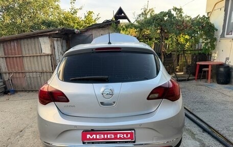 Opel Astra J, 2013 год, 760 000 рублей, 2 фотография