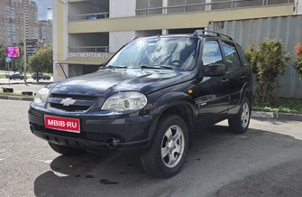 Chevrolet Niva I рестайлинг, 2010 год, 445 000 рублей, 1 фотография