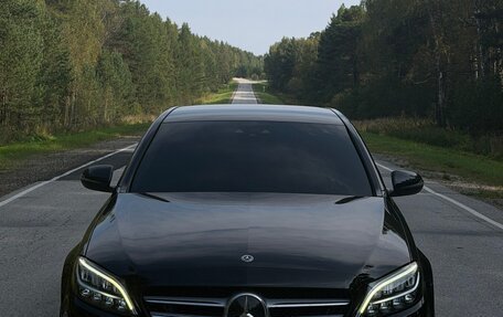 Mercedes-Benz C-Класс, 2020 год, 2 600 000 рублей, 3 фотография