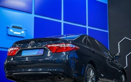 Toyota Camry, 2017 год, 1 580 000 рублей, 6 фотография