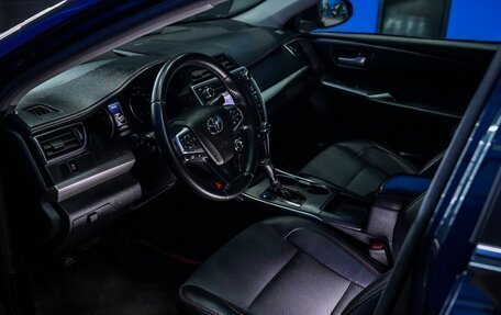 Toyota Camry, 2017 год, 1 580 000 рублей, 11 фотография