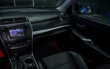 Toyota Camry, 2017 год, 1 580 000 рублей, 22 фотография
