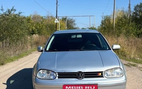 Volkswagen Golf IV, 2003 год, 210 000 рублей, 3 фотография