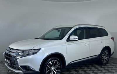 Mitsubishi Outlander III рестайлинг 3, 2018 год, 1 925 000 рублей, 1 фотография