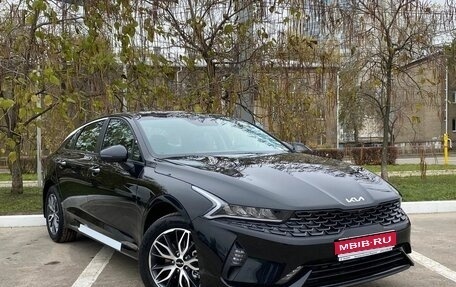 KIA K5, 2022 год, 2 200 000 рублей, 1 фотография