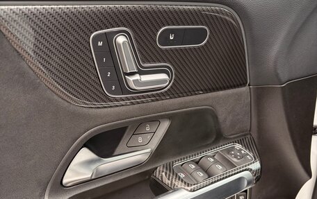 Mercedes-Benz GLB, 2020 год, 3 200 000 рублей, 14 фотография