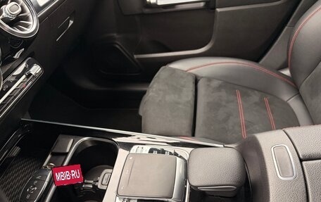 Mercedes-Benz GLB, 2020 год, 3 200 000 рублей, 32 фотография