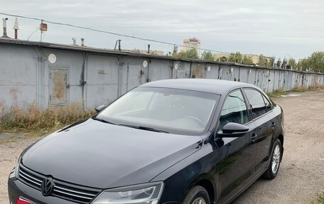 Volkswagen Jetta VI, 2013 год, 890 000 рублей, 4 фотография