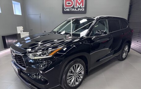 Toyota Highlander, 2020 год, 4 200 000 рублей, 3 фотография