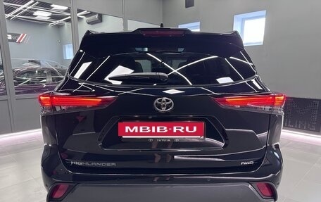 Toyota Highlander, 2020 год, 4 200 000 рублей, 7 фотография