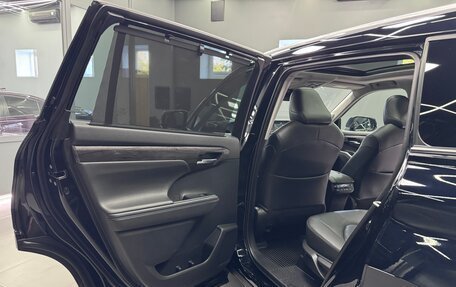 Toyota Highlander, 2020 год, 4 200 000 рублей, 20 фотография