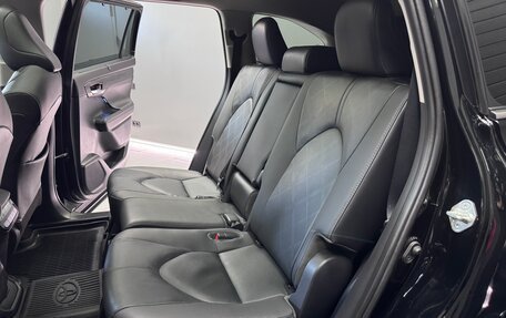 Toyota Highlander, 2020 год, 4 200 000 рублей, 24 фотография