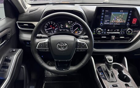 Toyota Highlander, 2020 год, 4 200 000 рублей, 27 фотография
