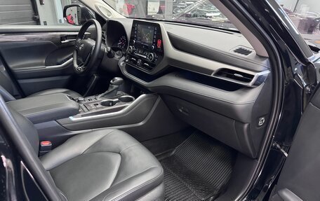 Toyota Highlander, 2020 год, 4 200 000 рублей, 28 фотография