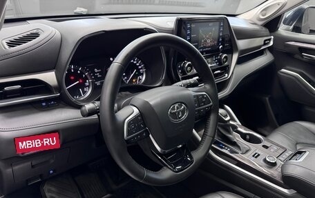 Toyota Highlander, 2020 год, 4 200 000 рублей, 15 фотография
