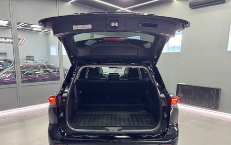 Toyota Highlander, 2020 год, 4 200 000 рублей, 34 фотография