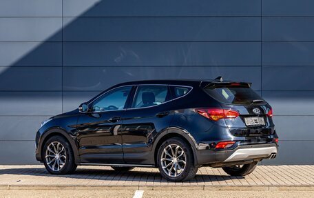 Hyundai Santa Fe III рестайлинг, 2016 год, 1 995 000 рублей, 4 фотография