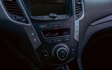 Hyundai Santa Fe III рестайлинг, 2016 год, 1 995 000 рублей, 17 фотография