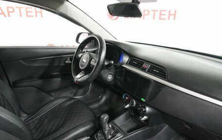 KIA Rio IV, 2020 год, 1 195 000 рублей, 10 фотография