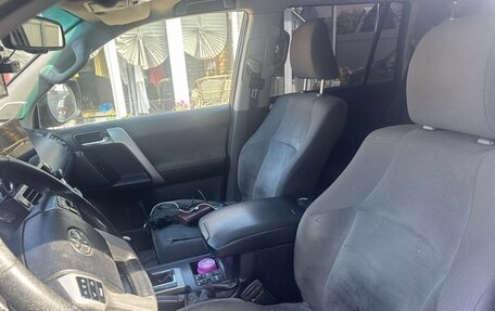 Toyota Land Cruiser Prado 150 рестайлинг 2, 2010 год, 2 450 000 рублей, 4 фотография