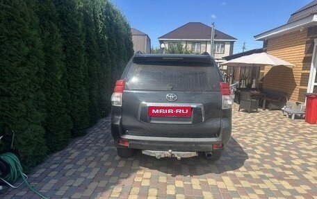 Toyota Land Cruiser Prado 150 рестайлинг 2, 2010 год, 2 450 000 рублей, 3 фотография