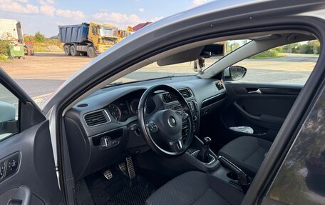 Volkswagen Jetta VI, 2011 год, 1 210 000 рублей, 9 фотография