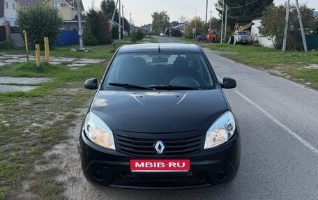 Renault Sandero I, 2010 год, 285 000 рублей, 1 фотография