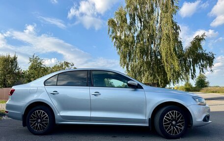 Volkswagen Jetta VI, 2011 год, 1 210 000 рублей, 13 фотография