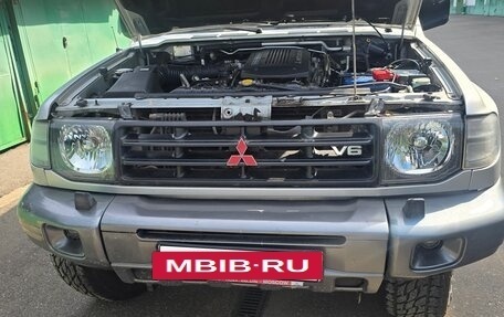 Mitsubishi Pajero III рестайлинг, 1999 год, 995 000 рублей, 2 фотография