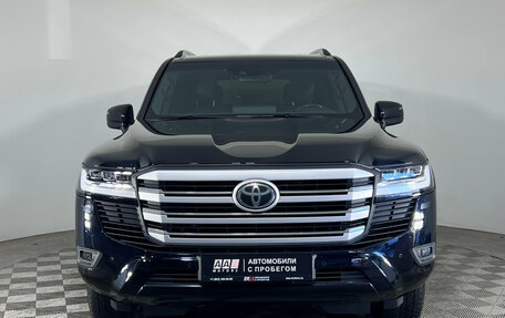 Toyota Land Cruiser, 2023 год, 8 599 000 рублей, 1 фотография
