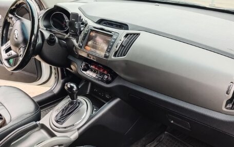 KIA Sportage III, 2014 год, 1 300 000 рублей, 14 фотография