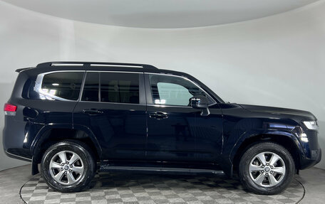 Toyota Land Cruiser, 2023 год, 8 599 000 рублей, 3 фотография