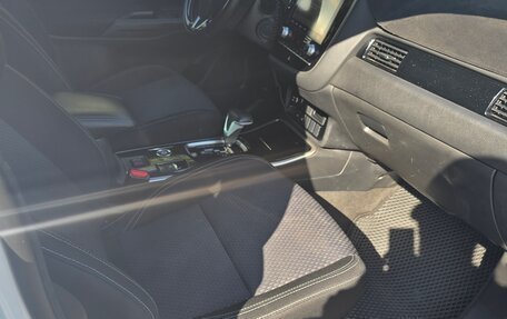 Mitsubishi Outlander III рестайлинг 3, 2021 год, 2 470 000 рублей, 8 фотография