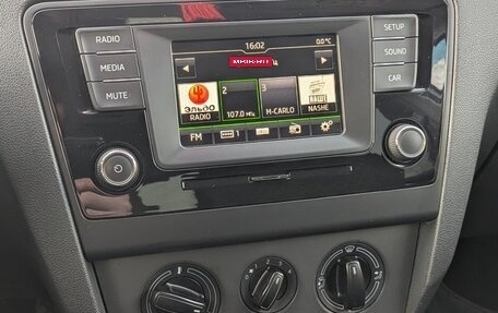 Skoda Rapid I, 2015 год, 850 000 рублей, 6 фотография