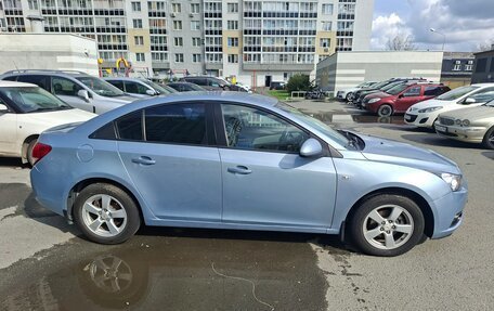 Chevrolet Cruze II, 2011 год, 650 000 рублей, 4 фотография