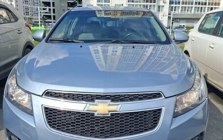 Chevrolet Cruze II, 2011 год, 650 000 рублей, 3 фотография