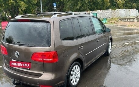 Volkswagen Touran III, 2012 год, 1 050 000 рублей, 5 фотография