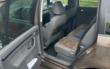 Volkswagen Touran III, 2012 год, 1 050 000 рублей, 9 фотография