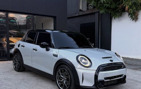MINI Countryman II (F60), 2023 год, 2 440 000 рублей, 2 фотография