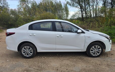 KIA Rio IV, 2021 год, 799 000 рублей, 3 фотография