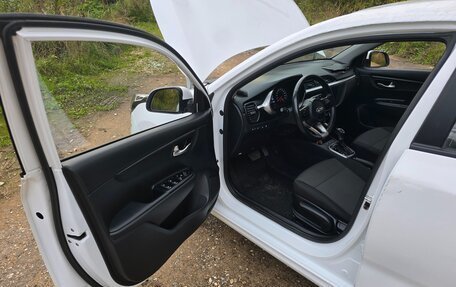 KIA Rio IV, 2021 год, 799 000 рублей, 24 фотография