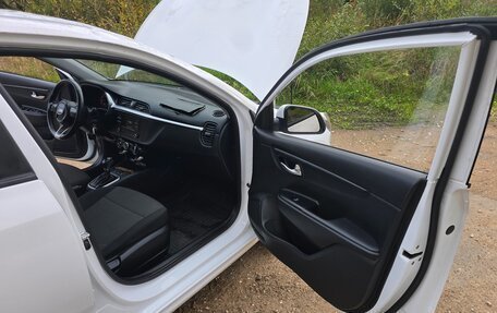 KIA Rio IV, 2021 год, 799 000 рублей, 35 фотография